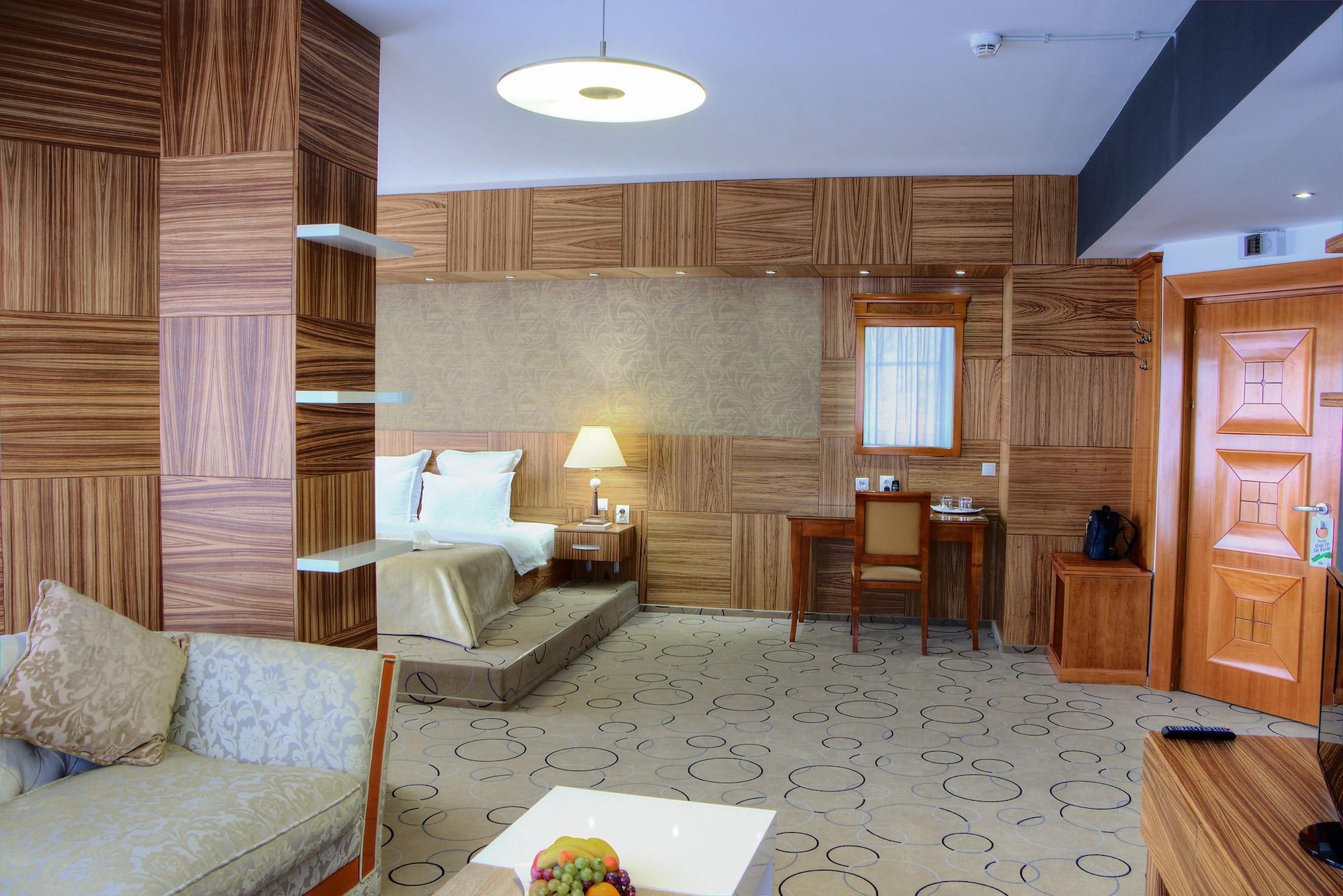 Hotel Oltenia Крайова Екстер'єр фото
