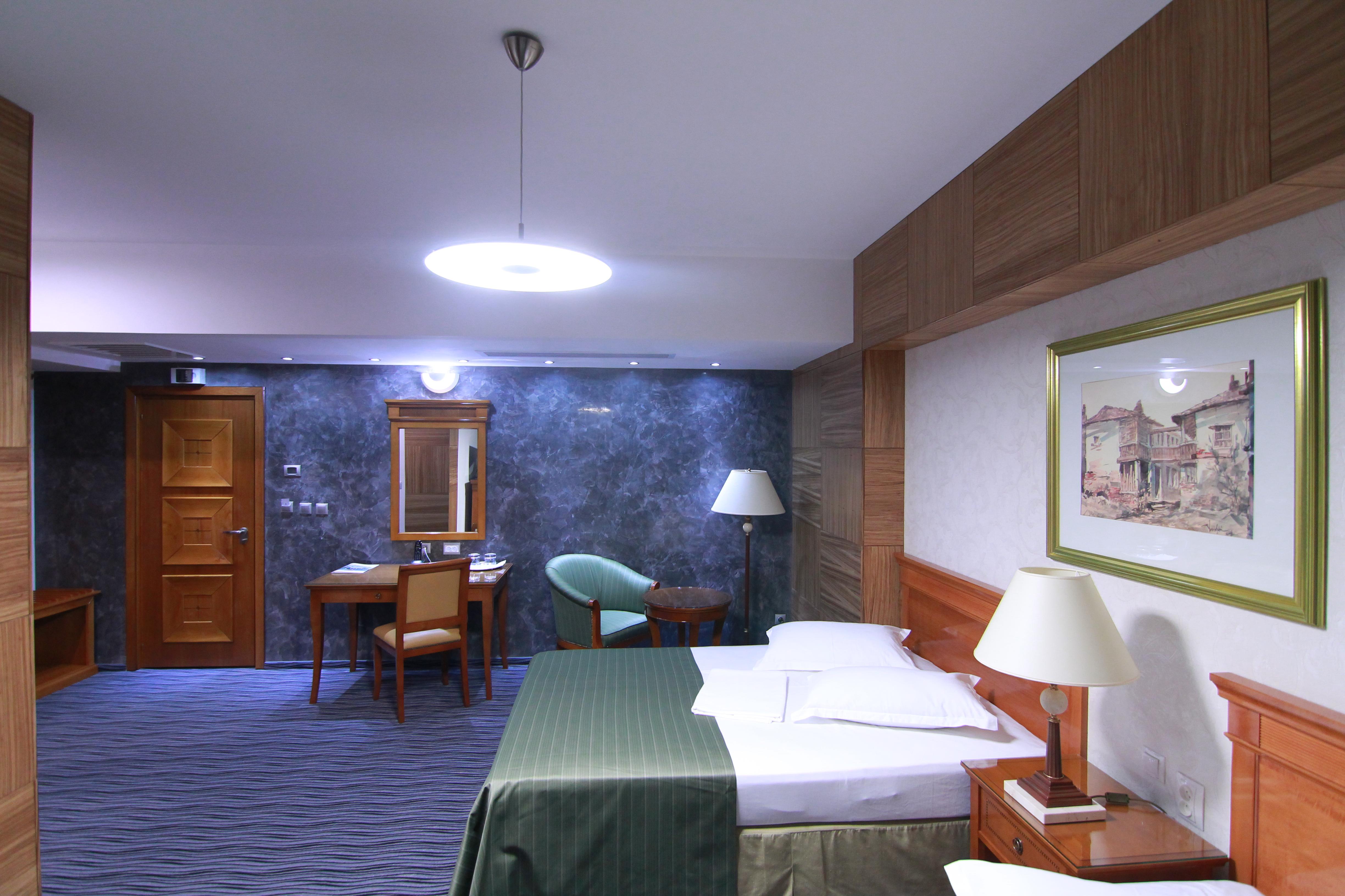 Hotel Oltenia Крайова Екстер'єр фото