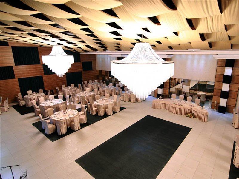 Hotel Oltenia Крайова Екстер'єр фото